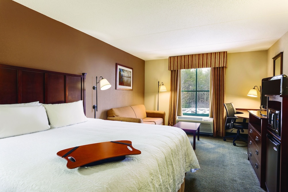 Hampton Inn & Suites Lake George - photo 14