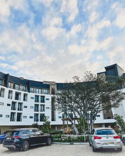 Luxe Studio On Park near Canal walk Century City
