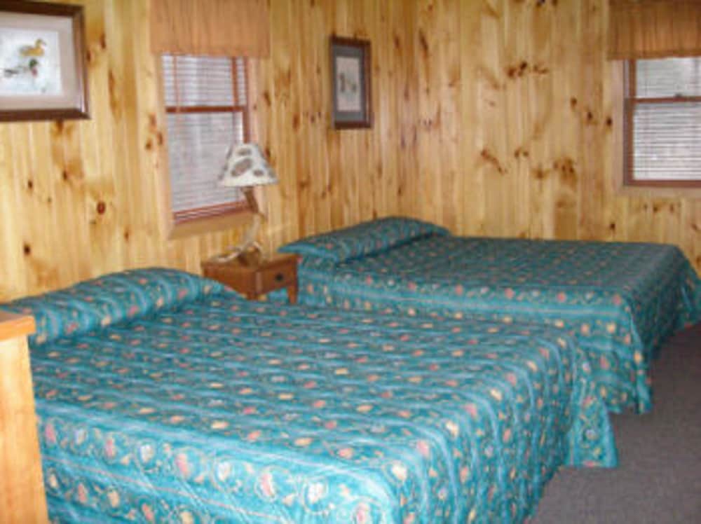 Cabins At Twinbrook Resort - photo 6