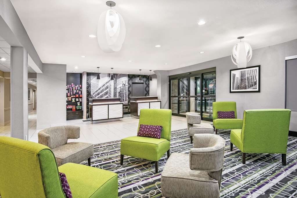La Quinta Inn Suites Houston North Spring - photo 6