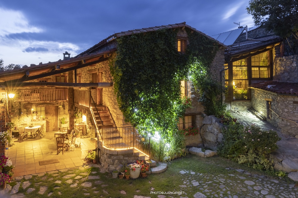 Casa rural calRei — 4-Star Luxury Hotel in Lles De Cerdanya, Spain