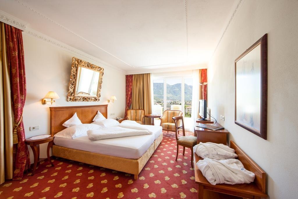 Rosenhotel Maria Theresia in Lagundo, Italy