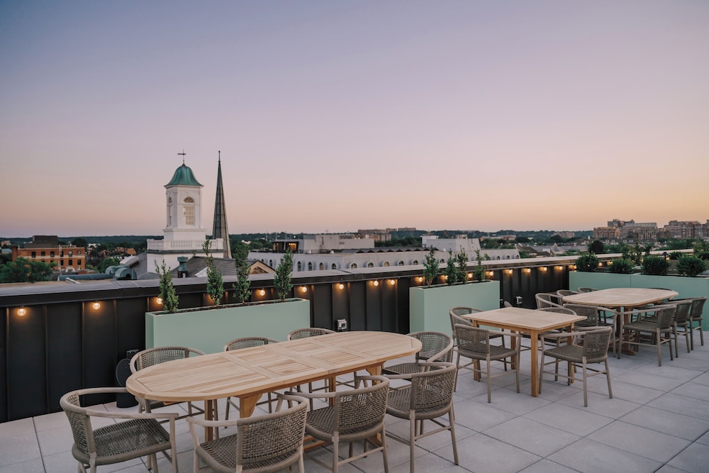 Hotel Heron Alexandria Old Town Curio Collection by Hilton - photo 115