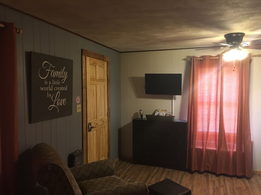 Smoky View Cottages & RV Resorts - photo 9