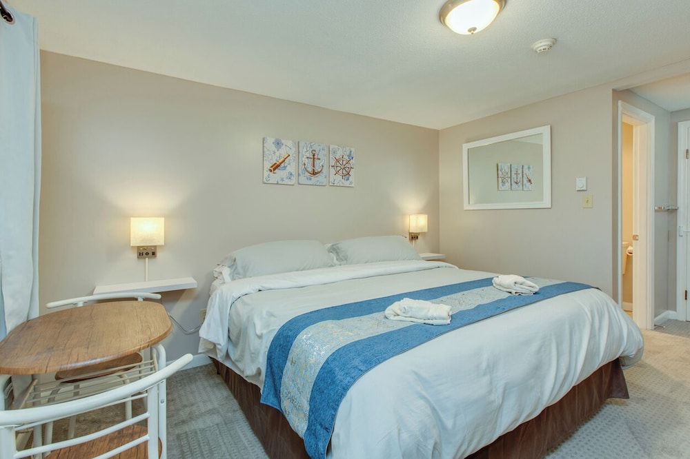 Lake Shore Farm Inn - photo 21