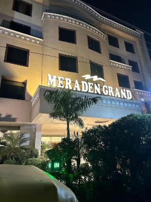 Hotel Meraden Grand — 4-Star Luxury Hotel in Varanasi, India