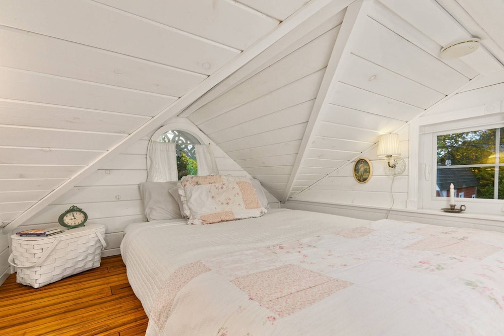 Tiny Digs Hotel of Tiny Houses - photo 9