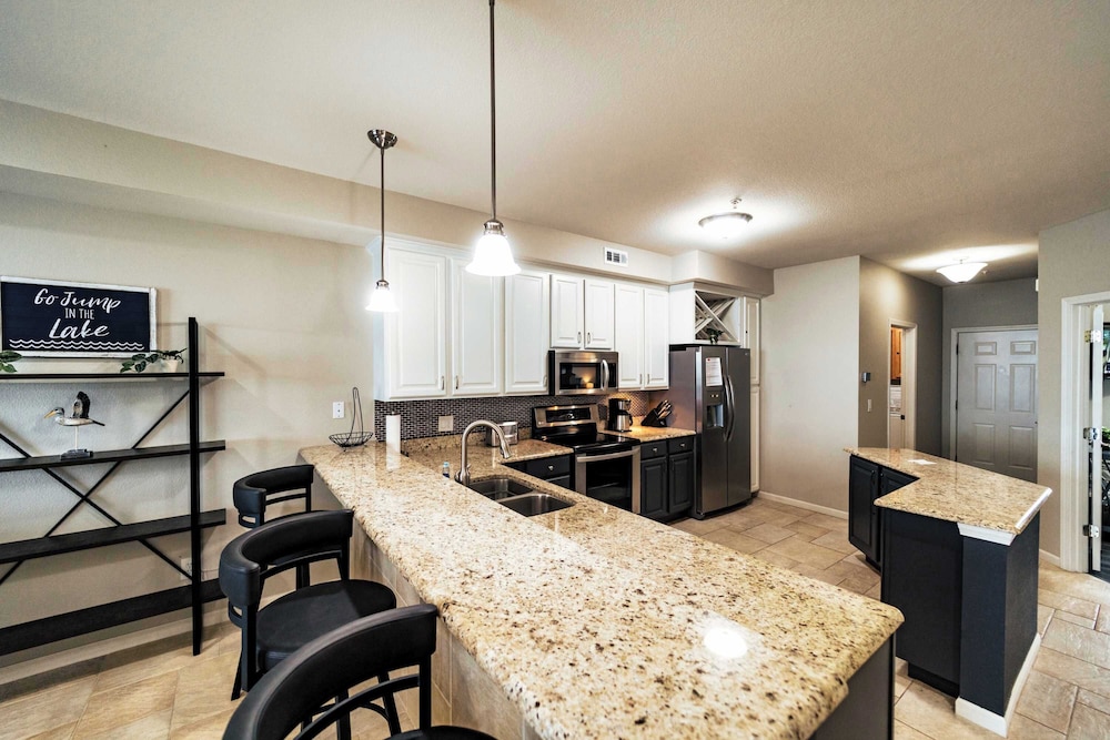 Happy Haven @ Lands End 3 BDR Resort Condo - photo 12