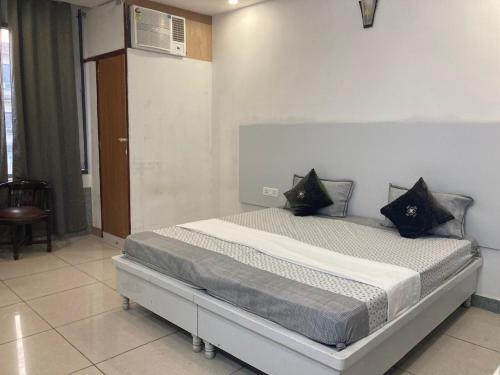 Vishen Residency — Greater Noida — photo 4