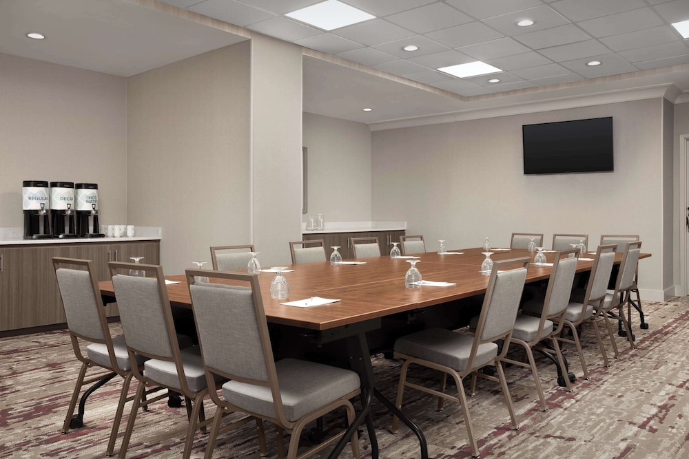 Hilton Garden Inn Philadelphia Ft. Washington - photo 42