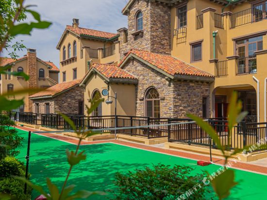 Shanhai hot spring holiday villa — 4-Star Luxury Hotel in Qingdao, People's Republic of China