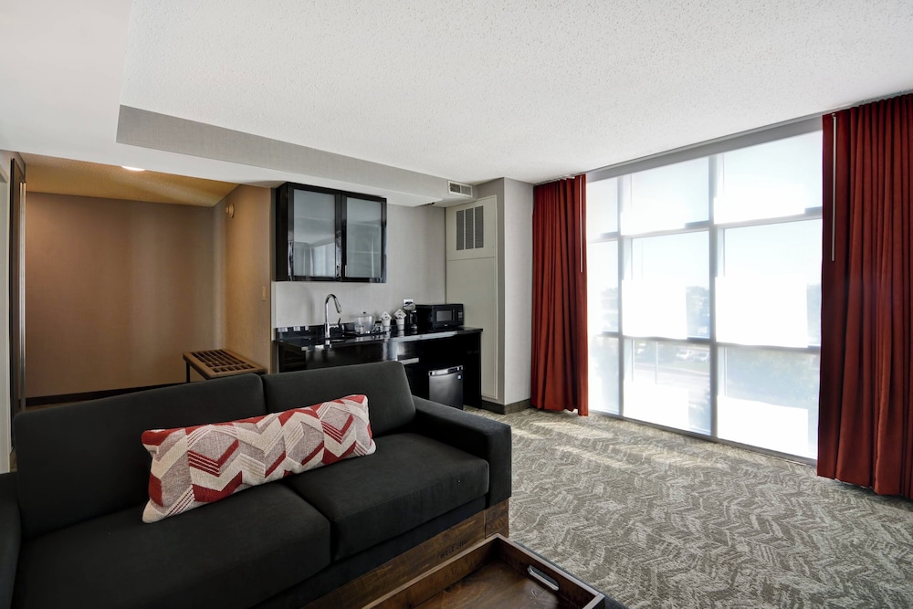 SpringHill Suites by Marriott Indianapolis Airport Plainfield - photo 15