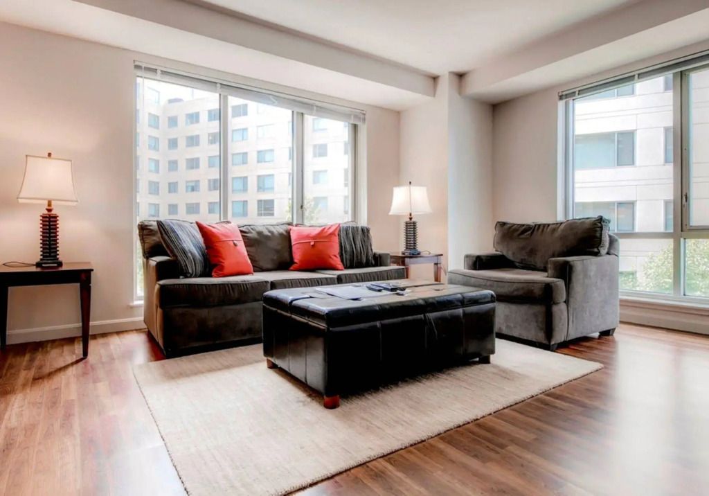 Global Luxury Suites At Fenway Park North - photo 2
