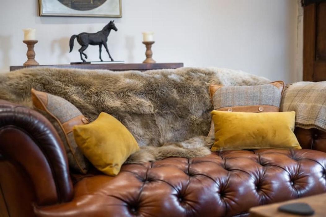 Cottage on the Green with Log Burner Dog Friendly