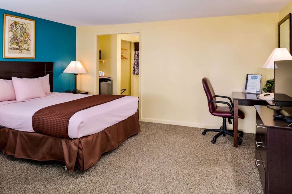 Rodeway Inn Orleans Cape Cod - photo 8