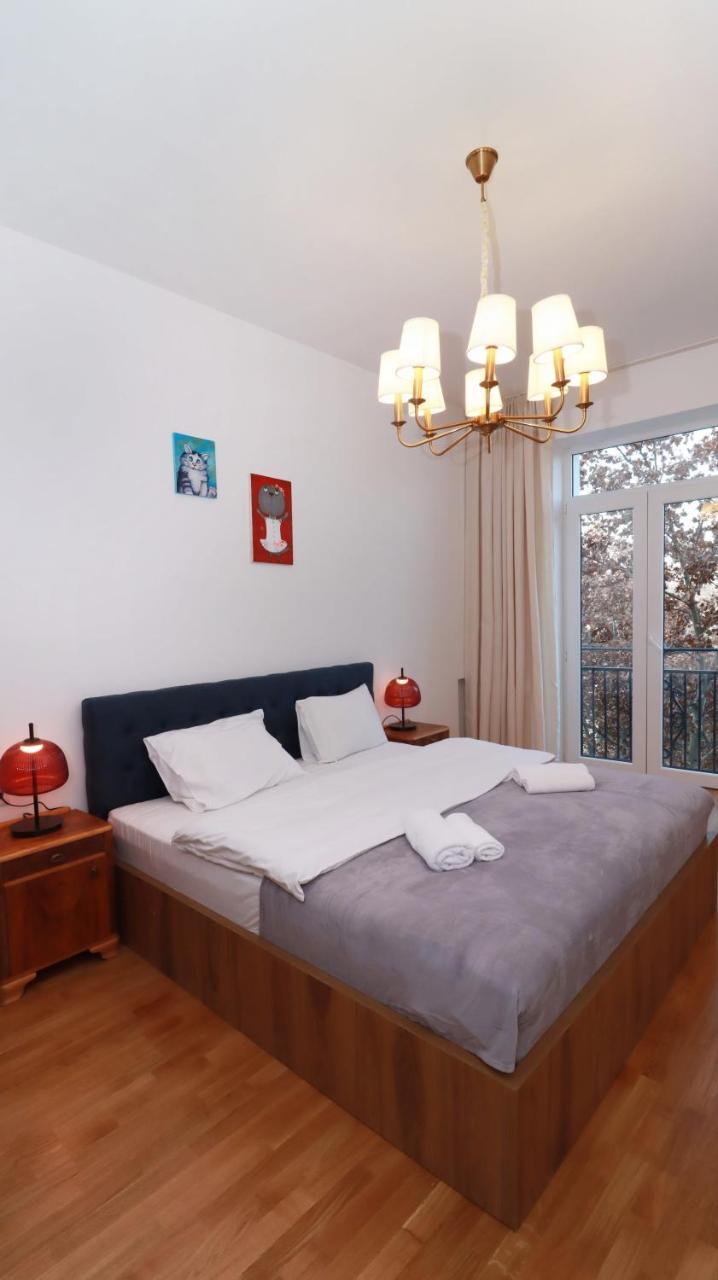 Stylish & Authentic 2BR Retreat in Central Tbilisi Wehost