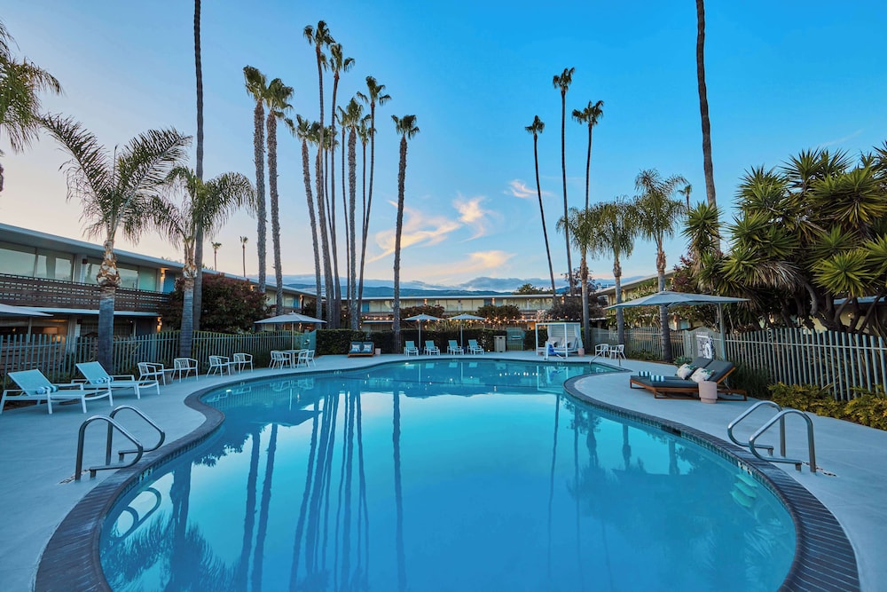 The Leta Santa Barbara Goleta Tapestry Collection by Hilton - photo 37