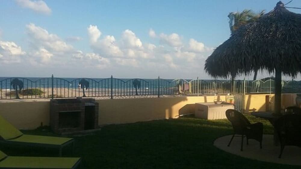 Ebb Tide Resort Oceanfront - photo 37