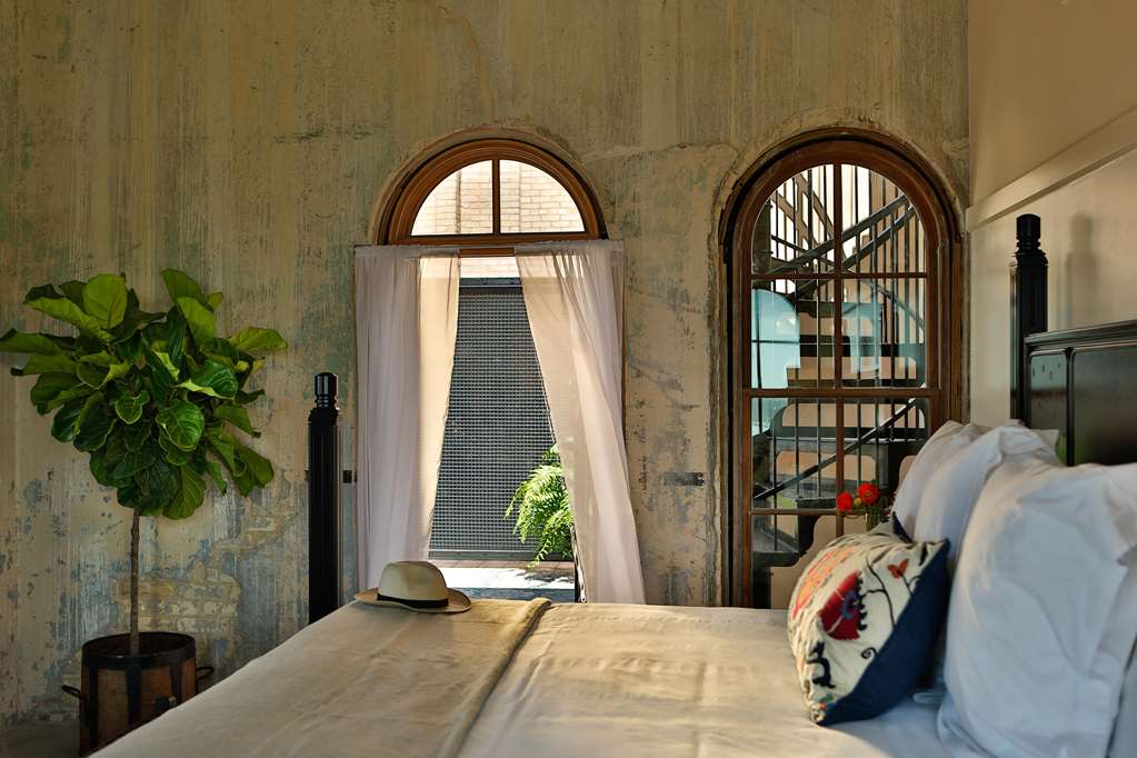 Hotel Emma at Pearl on the Riverwalk — San Antonio — photo 3
