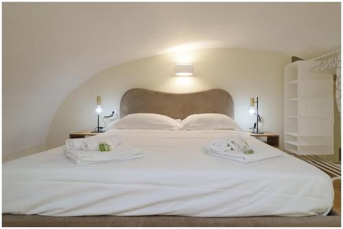 Piave X Design Loft Quadrilatero WiFi AC — 4-Star Luxury Hotel in Turin, Italy