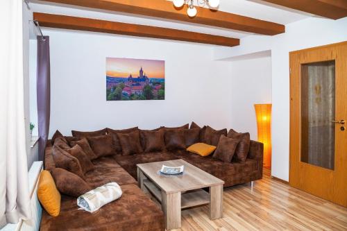 Ferienhaus Wernigerode Am Schlossbuhel 5 Schlafzimmer — Wernigerode