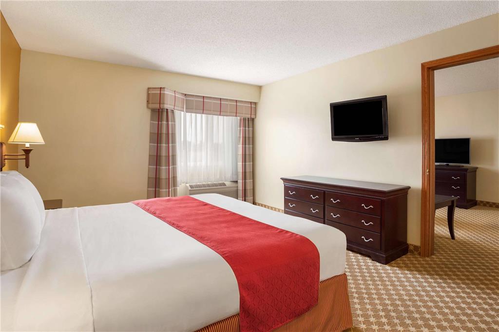 Country Inn & Suites by Radisson Lincoln North Hotel and Conference Center NE - photo 7