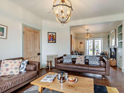 4 Bed in Tenby FB193 in Tenby, United Kingdom