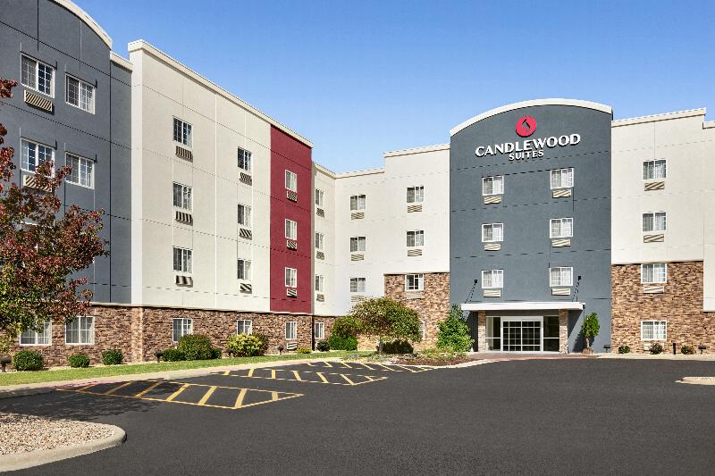 Candlewood Suites Springfield North - photo 8