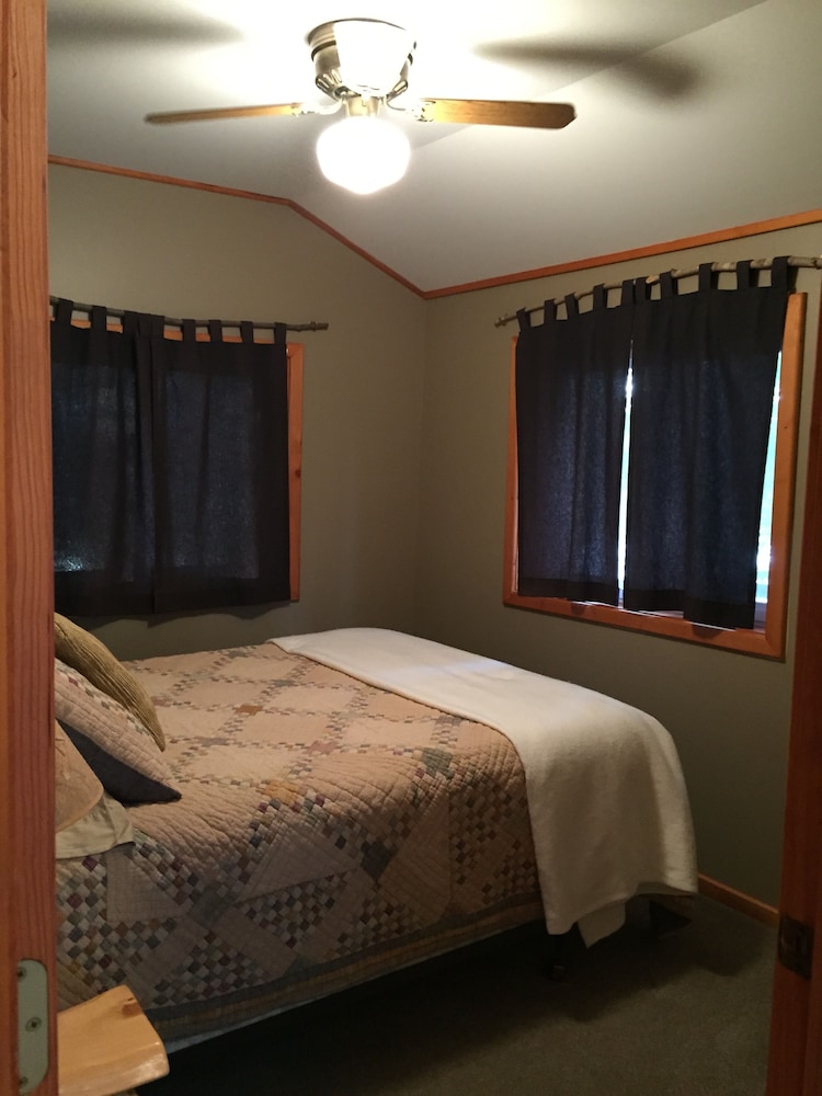 Gathering Place Resort & Lodge - photo 8