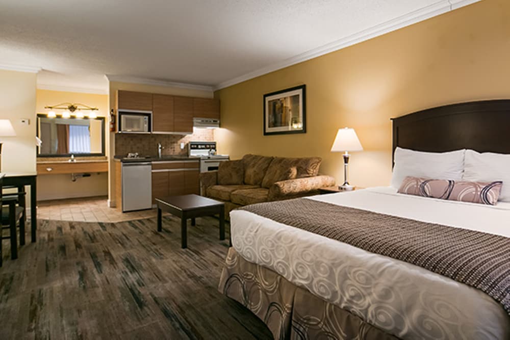 Candlewood Suites Waco by IHG - photo 11
