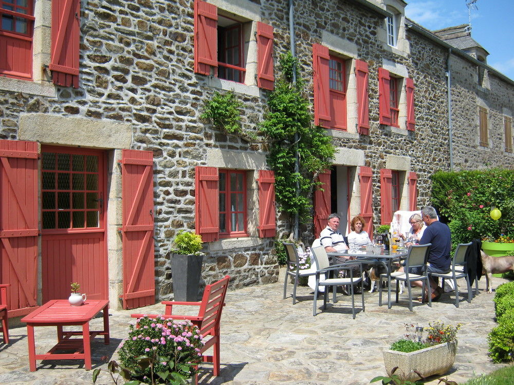Au Jardin d'Eloise — hotel in Ploubalay