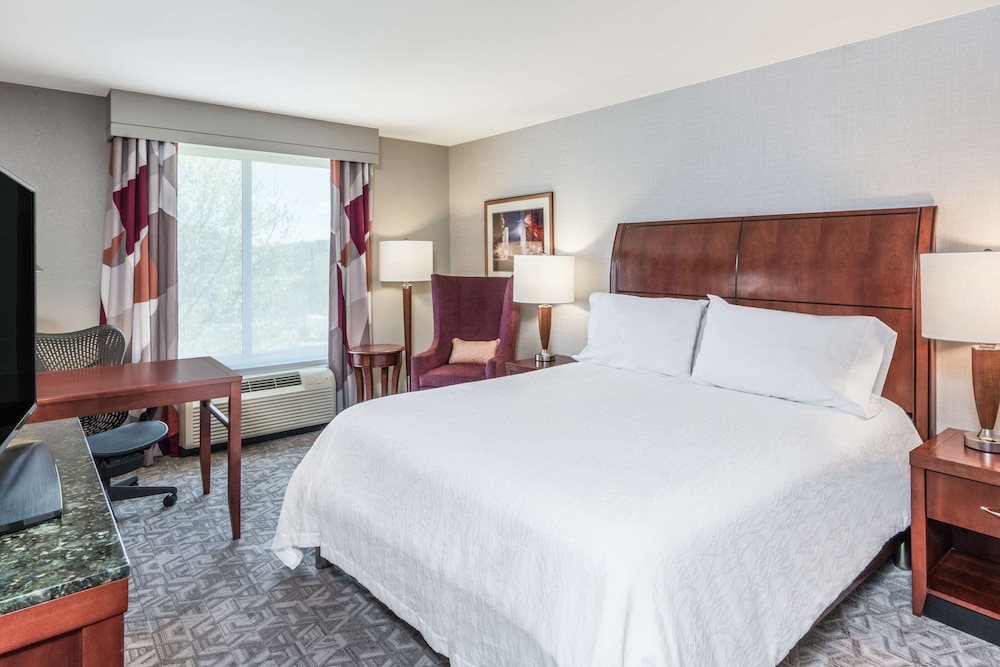 Hilton Garden Inn Blacksburg University - photo 10