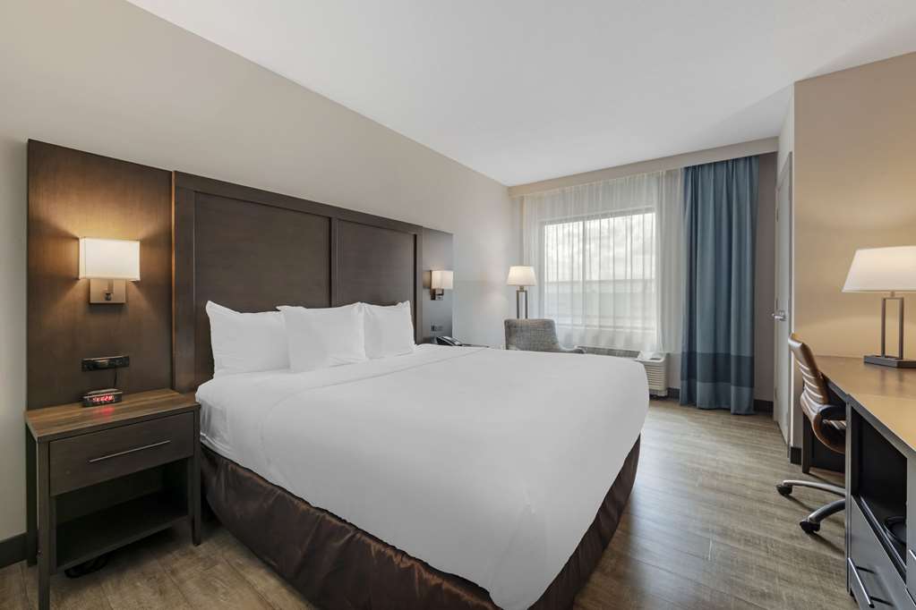Comfort Inn & Suites Miami International Airport - photo 7