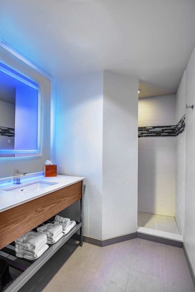 EVEN Hotel Sarasota Lakewood Ranch by IHG - photo 12
