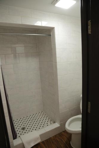 Theroff's Motel - photo 45