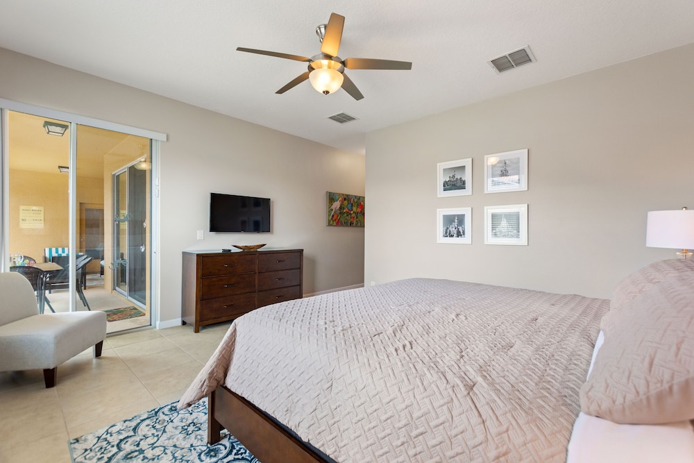Breathe Easy at Solterra Resort by Shine Villas condo - photo 15