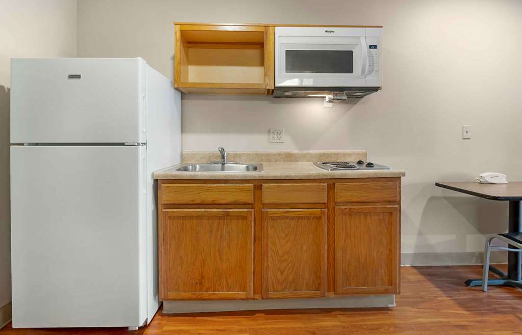 Extended Stay America Select Suites Cincinnati Florence Airport - photo 32