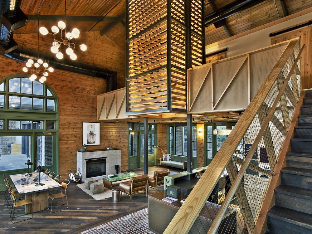 Cavalry Court by Valencia Hotel Collection - photo 5