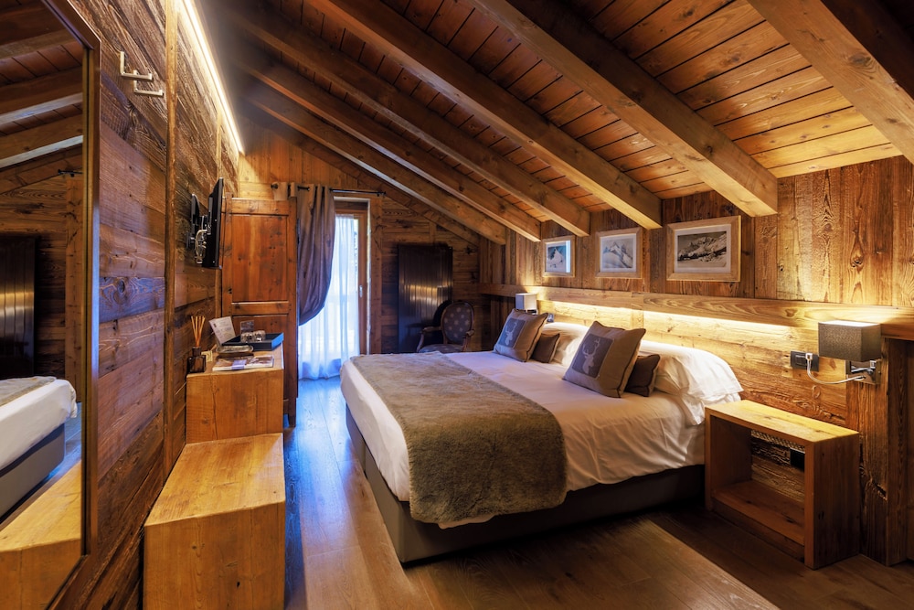 L’Abri Des Amis in Courmayeur, Italy