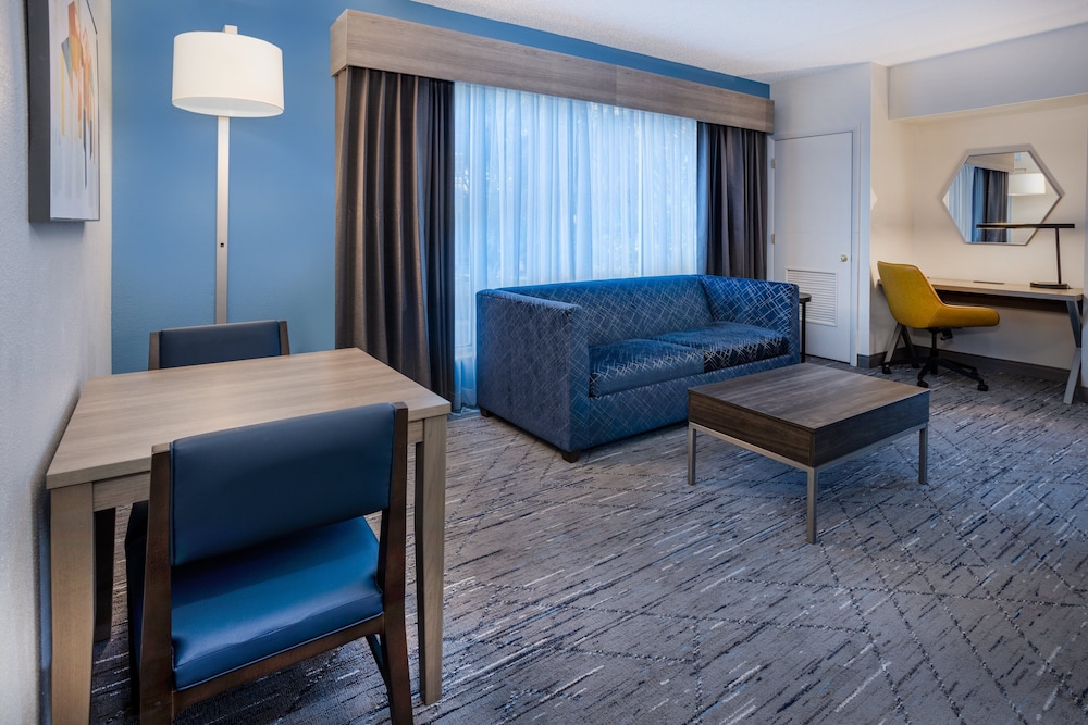 Holiday Inn Express Hotel & Suites New Tampa I 75 by IHG - photo 26