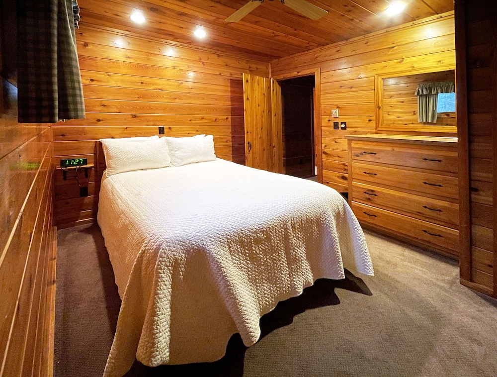 Mountain Springs Lake Resort - photo 25