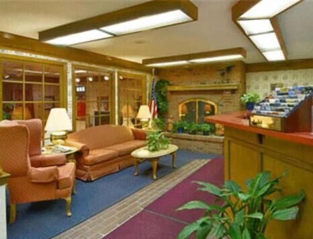 Indy Speedway Inn - photo 15