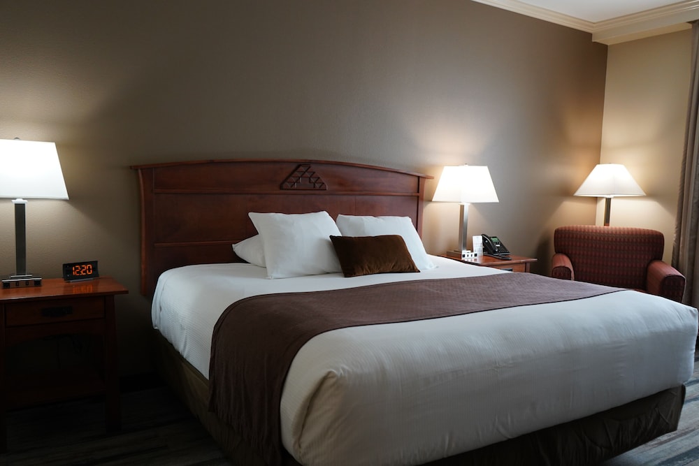 Lucky 7 Casino & Hotel Howonquet Lodge - photo 14