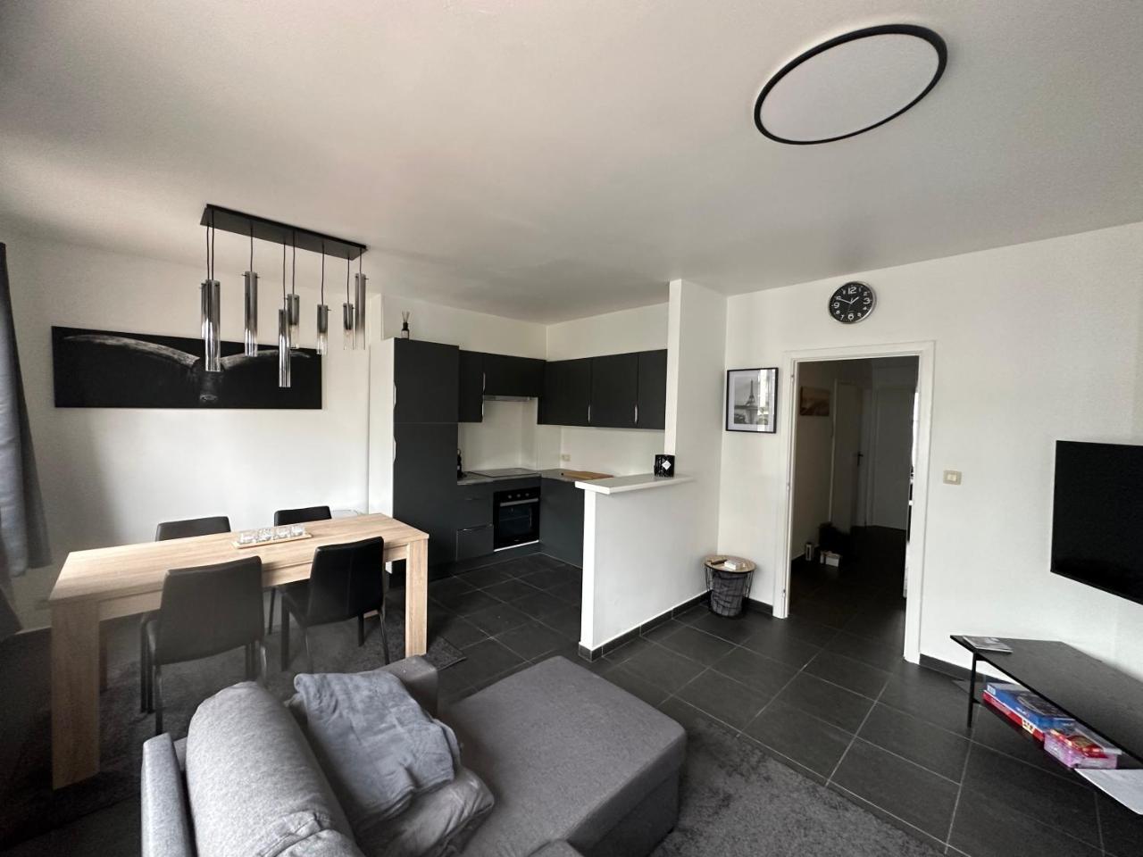 Appartement Guillaume — 4-Star Luxury Hotel in Blankenberge, Belgium