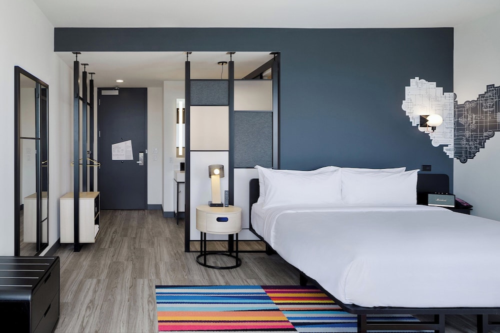 Aloft Columbus University District - photo 11