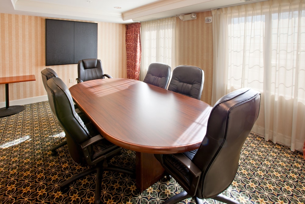 Staybridge Suites South Springfield by IHG - photo 41