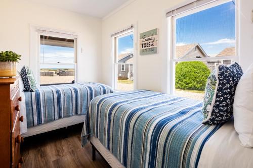 Truro Beach Cottages - photo 23
