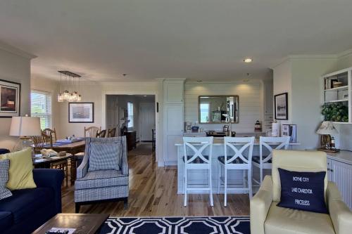 115 Water Street Inn — hotel in Boyne City