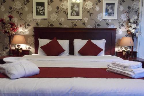 The Ship Inn - last minute hotel in London
