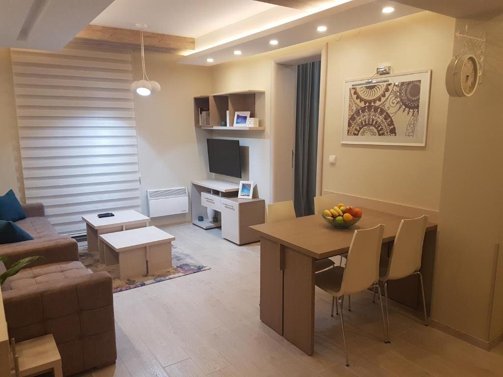 LUX Apartman B1 Milmari — 4-Star Luxury Hotel in Raska, Serbia